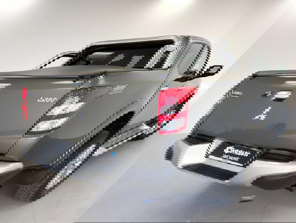 Mitsubishi L200 usata a Como (2)