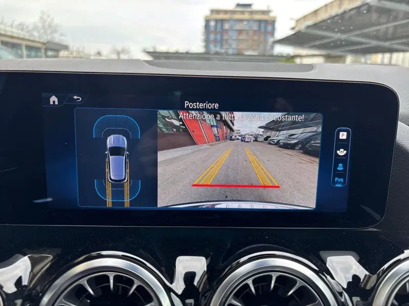 Mercedes-Benz GLA SUV usata a Pescara (10)