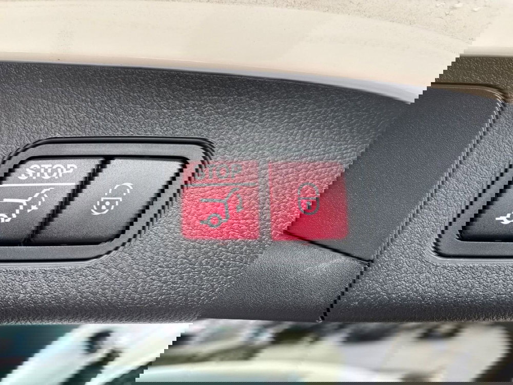 Mercedes-Benz GLA SUV usata a Pescara (16)