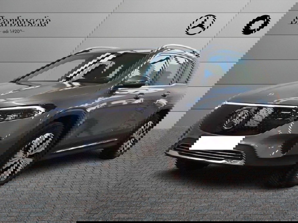 Mercedes-Benz EQB usata a Pescara