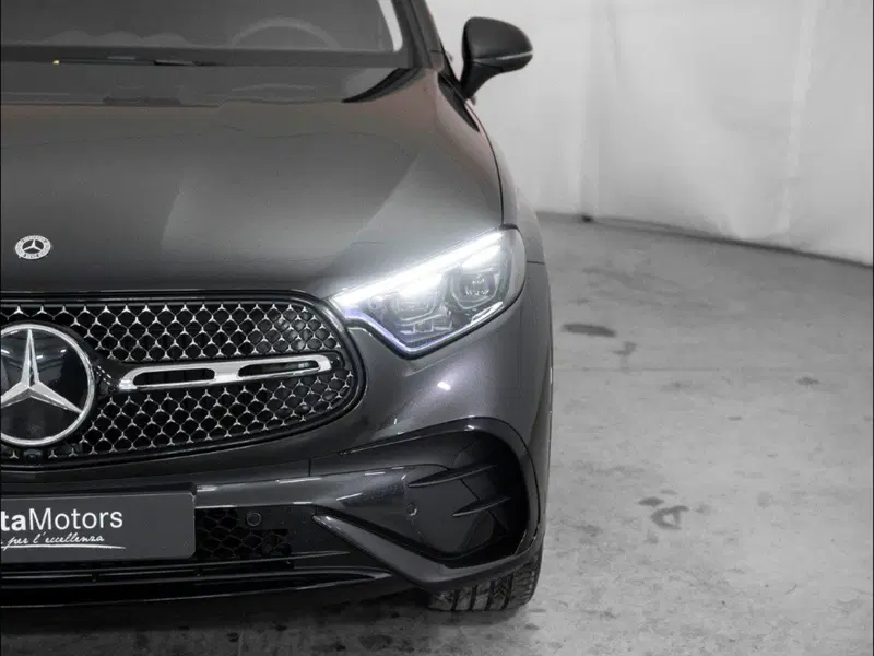 Mercedes-Benz GLC Coupé nuova a Macerata (6)
