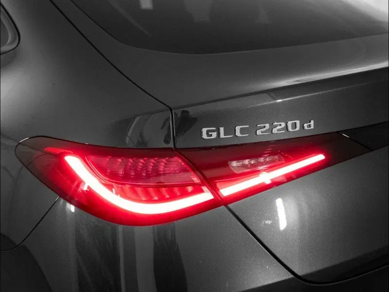 Mercedes-Benz GLC Coupé nuova a Macerata (8)