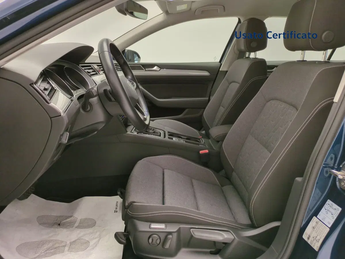 Volkswagen Passat Variant usata a Avellino (14)