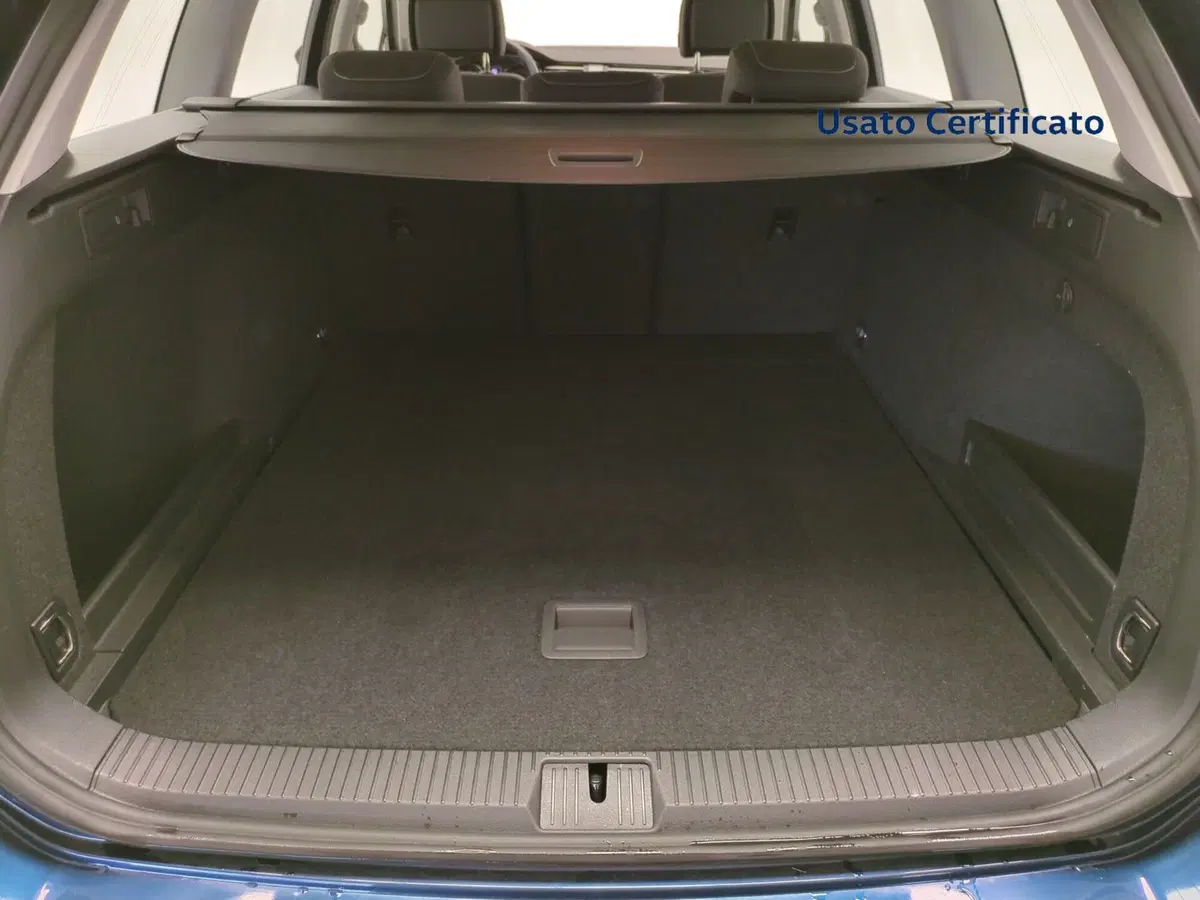 Volkswagen Passat Variant usata a Avellino (9)