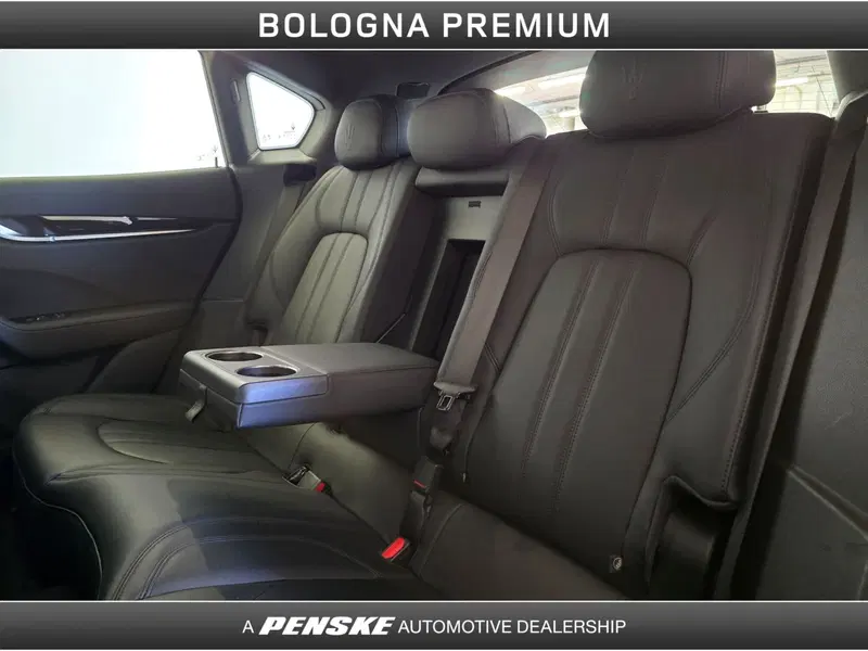 Maserati Levante usata a Bologna (16)