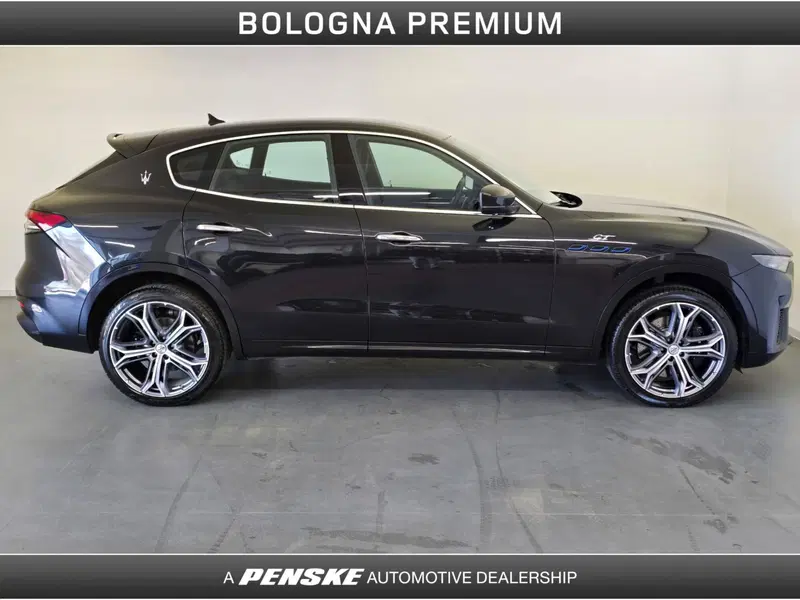 Maserati Levante usata a Bologna (6)