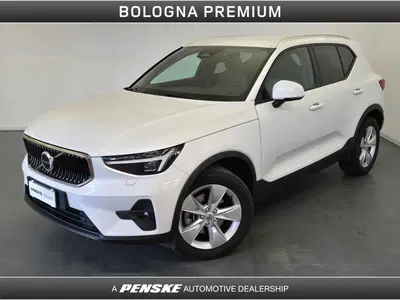 Volvo XC40 2.0 b3 Core auto del 2025 usata a Casalecchio di Reno
