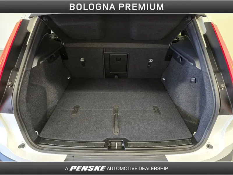 Volvo XC40 usata a Bologna (10)