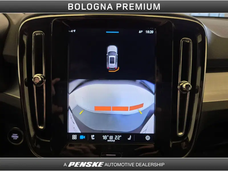 Volvo XC40 usata a Bologna (12)
