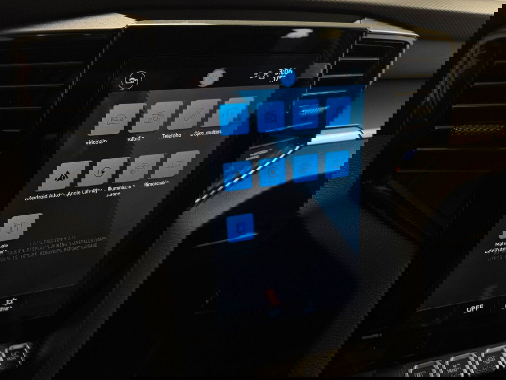 Volkswagen Amarok nuova a Varese (17)