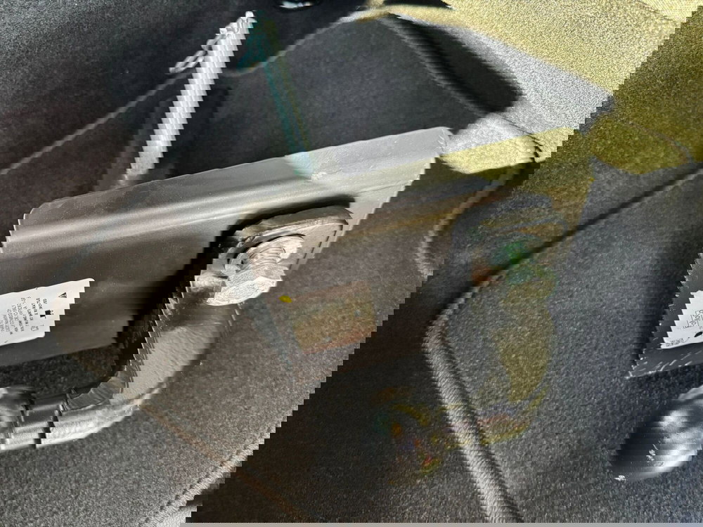 Volkswagen Amarok nuova a Varese (18)