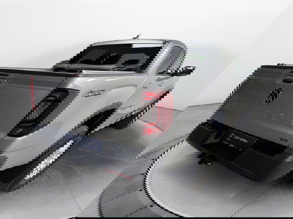 Volkswagen Amarok nuova a Varese (6)