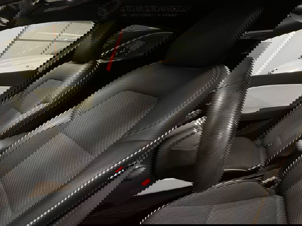 Renault Clio usata a Milano (14)