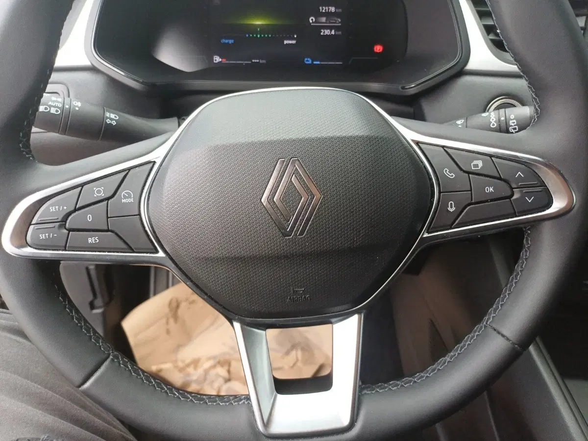 Renault Symbioz usata a Frosinone (13)