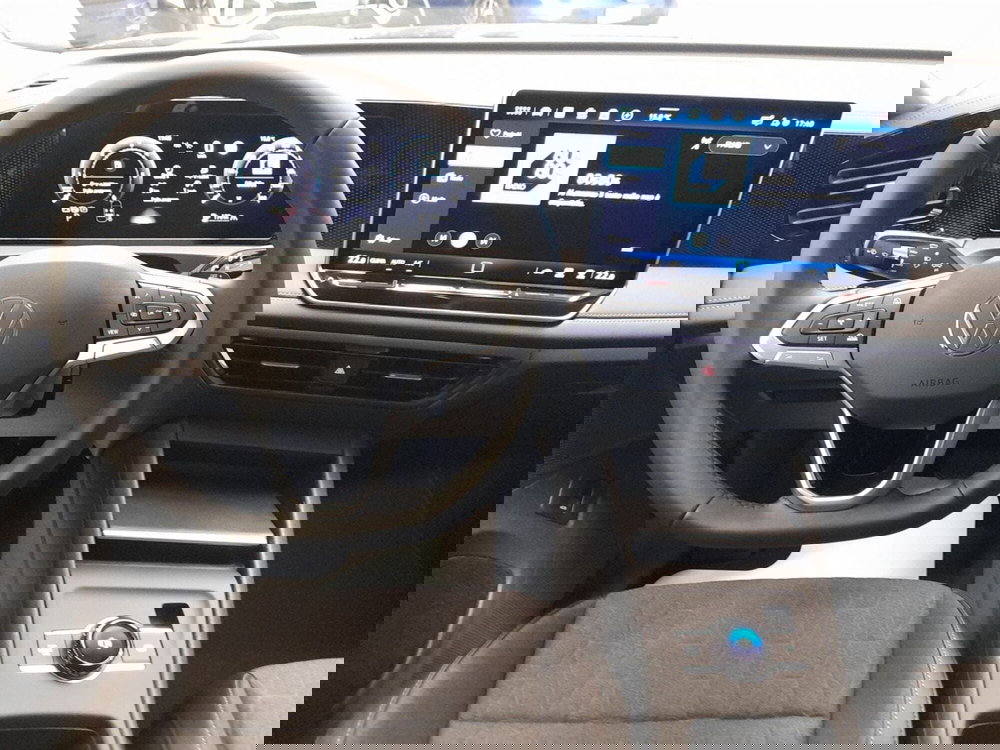Volkswagen Tiguan nuova a Bologna (16)
