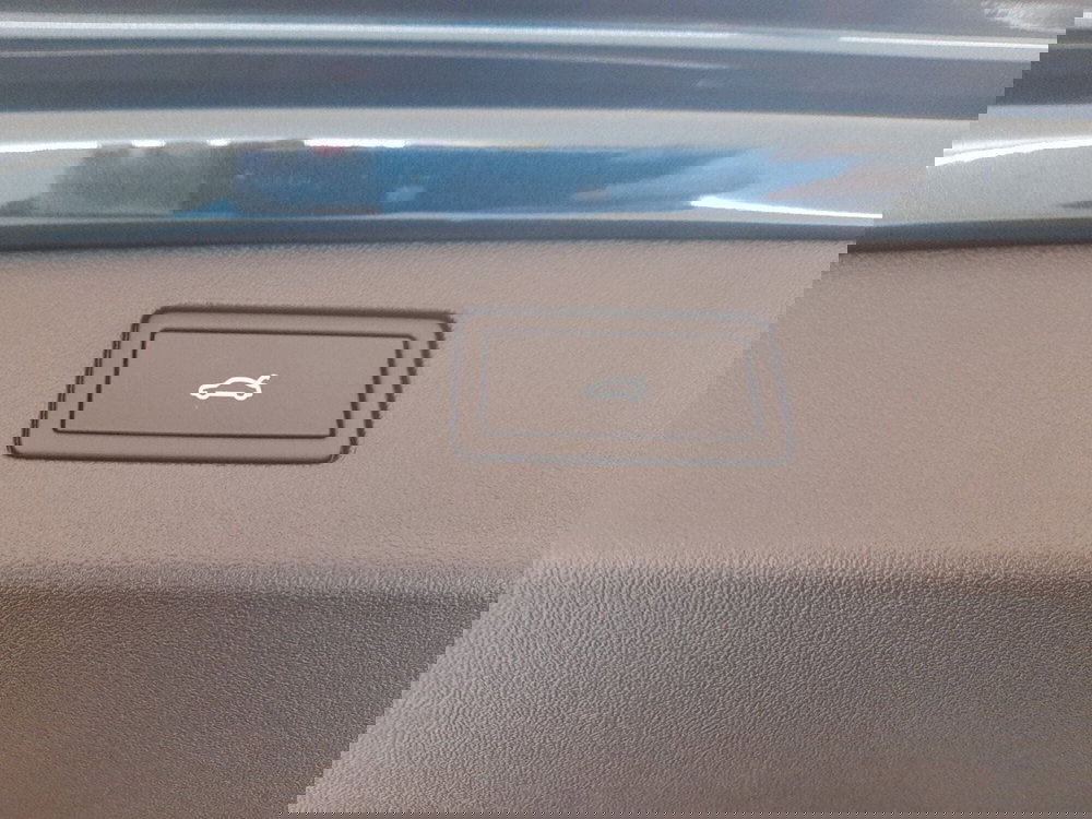 Volkswagen Tiguan nuova a Bologna (19)