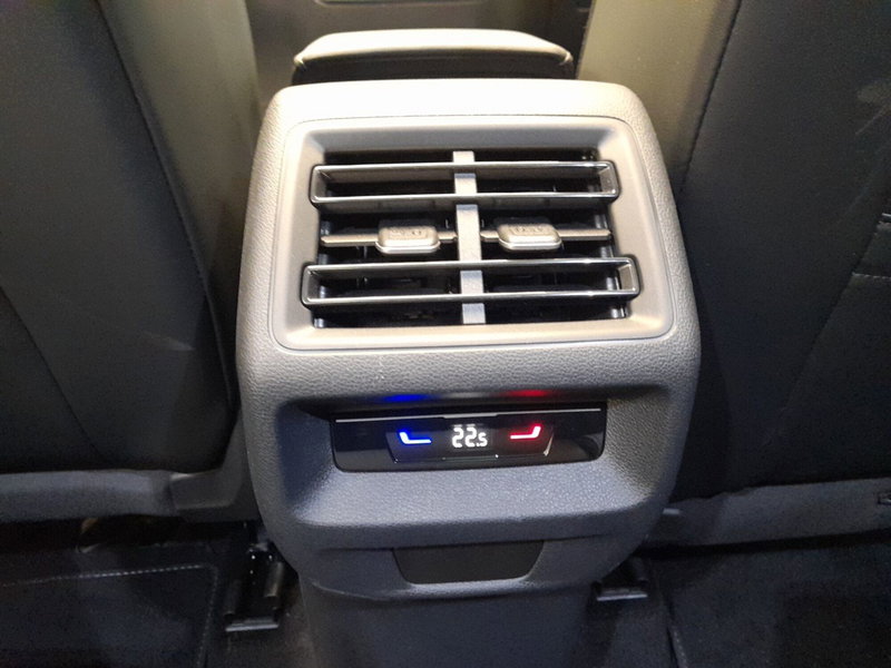 Volkswagen Tayron nuova a Bologna (15)