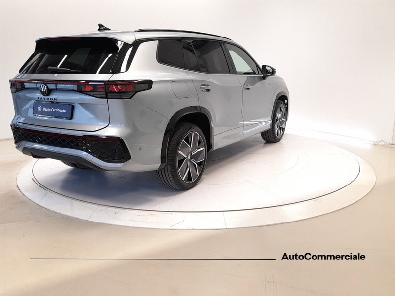 Volkswagen Tayron nuova a Bologna (6)