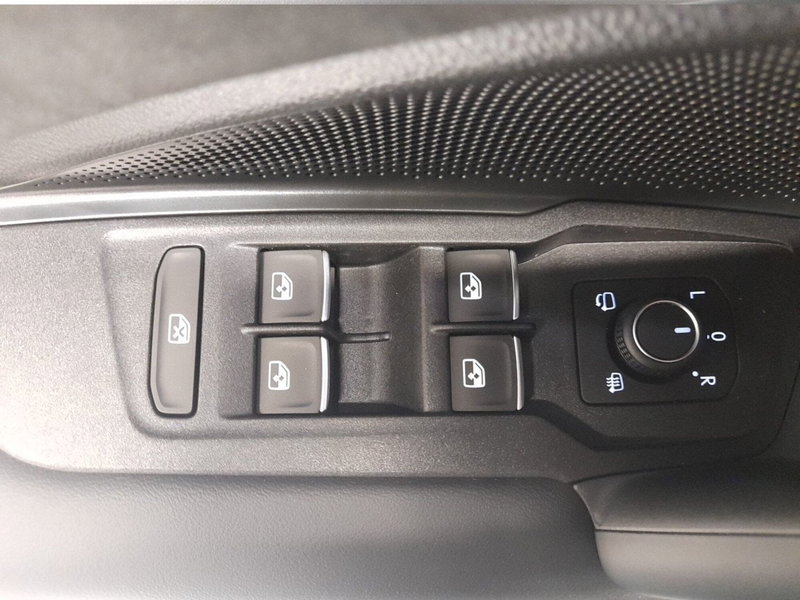 Volkswagen Tayron nuova a Bologna (9)