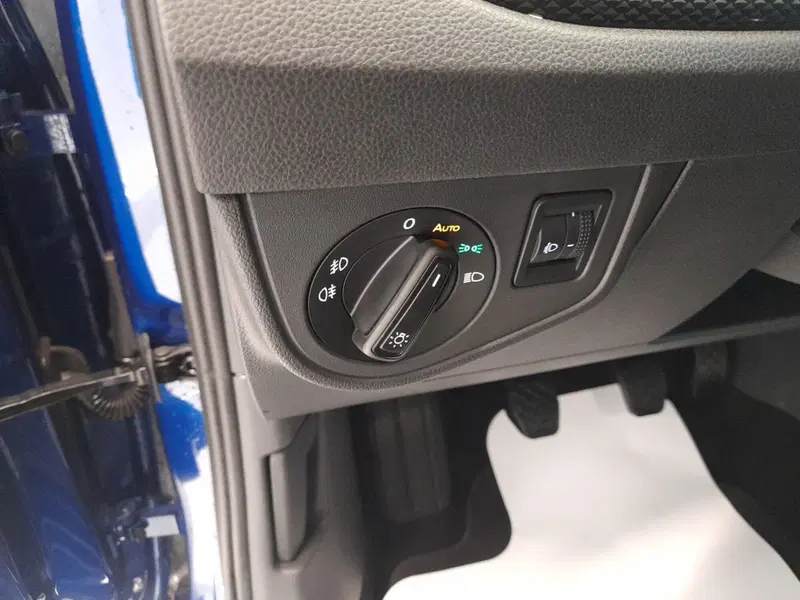Volkswagen Taigo usata a Bologna (10)