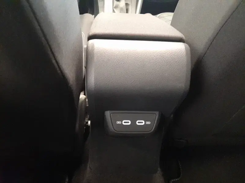 Volkswagen Taigo usata a Bologna (15)