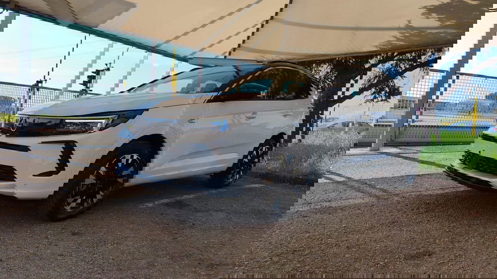 Opel Grandland nuova a Firenze