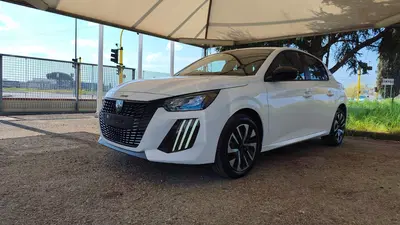 Peugeot 208 Turbo 110 S&amp;S 5 porte Allure nuova a Empoli