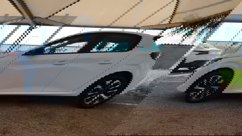 Peugeot 208 nuova a Firenze (3)