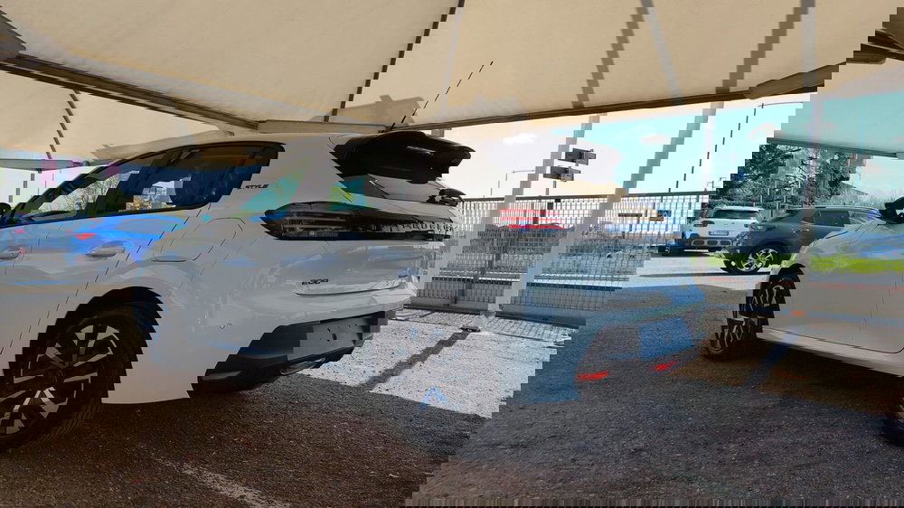 Peugeot 208 nuova a Firenze (6)