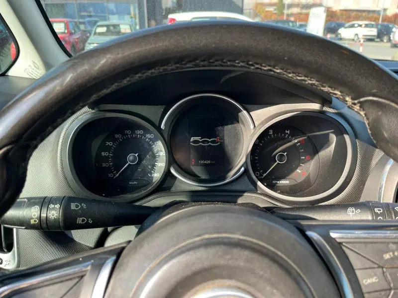 Fiat 500L usata a Lucca (8)