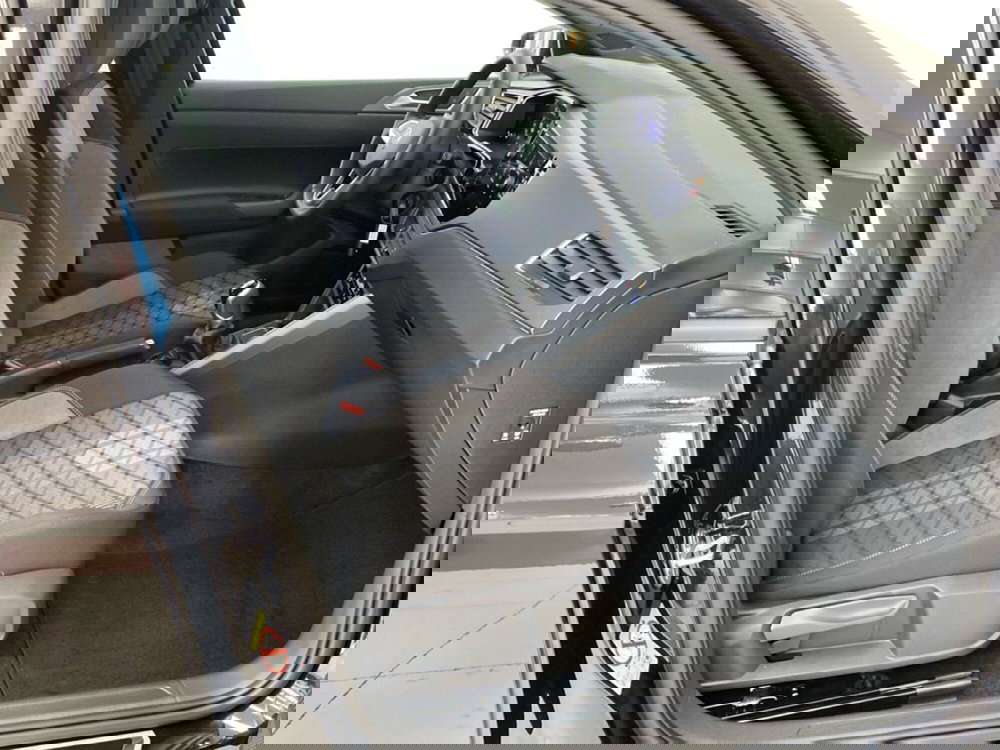 Volkswagen Polo nuova a Lodi (6)