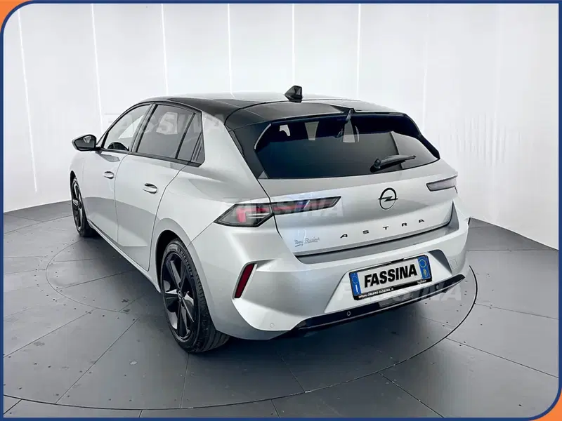 Opel Astra usata a Milano (4)