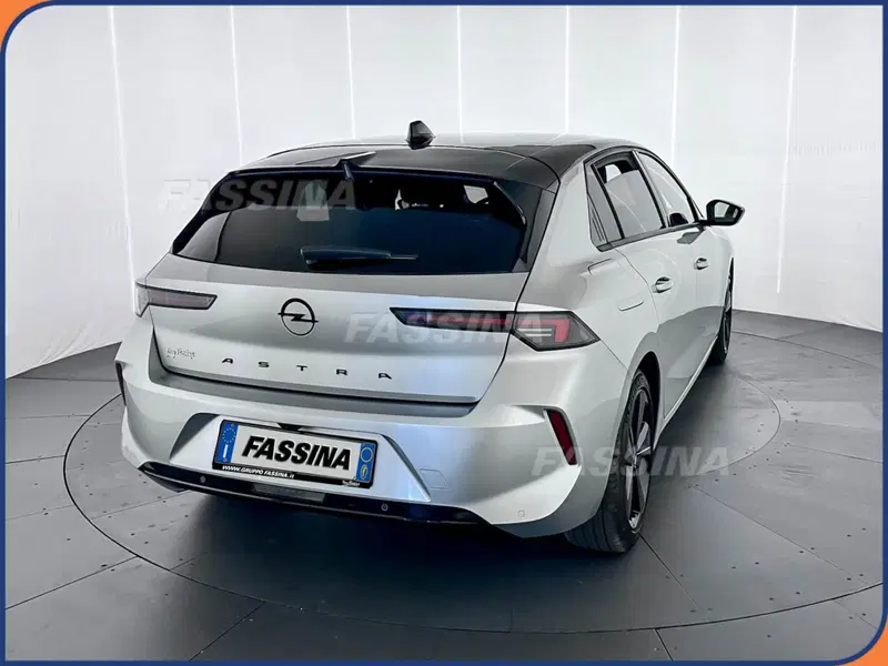 Opel Astra usata a Milano (6)