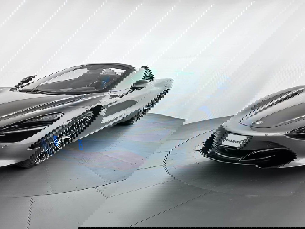 McLaren 720S Cabrio usata a Milano (3)