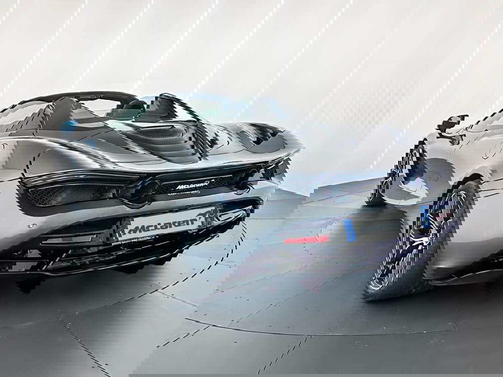 McLaren 720S Cabrio usata a Milano (5)