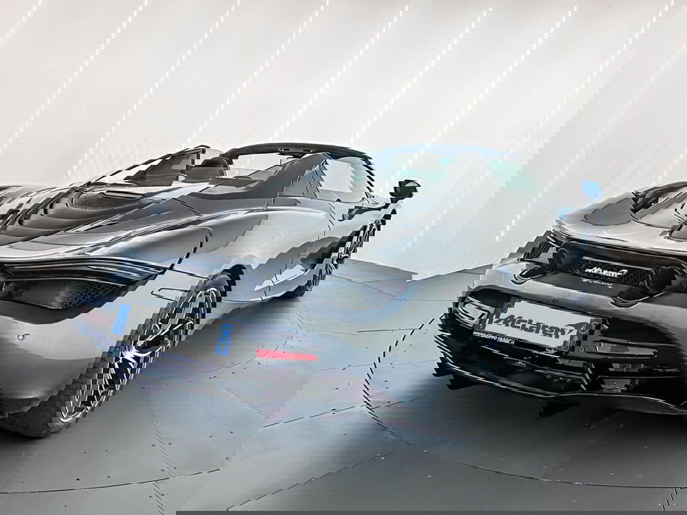 McLaren 720S Cabrio usata a Milano (8)