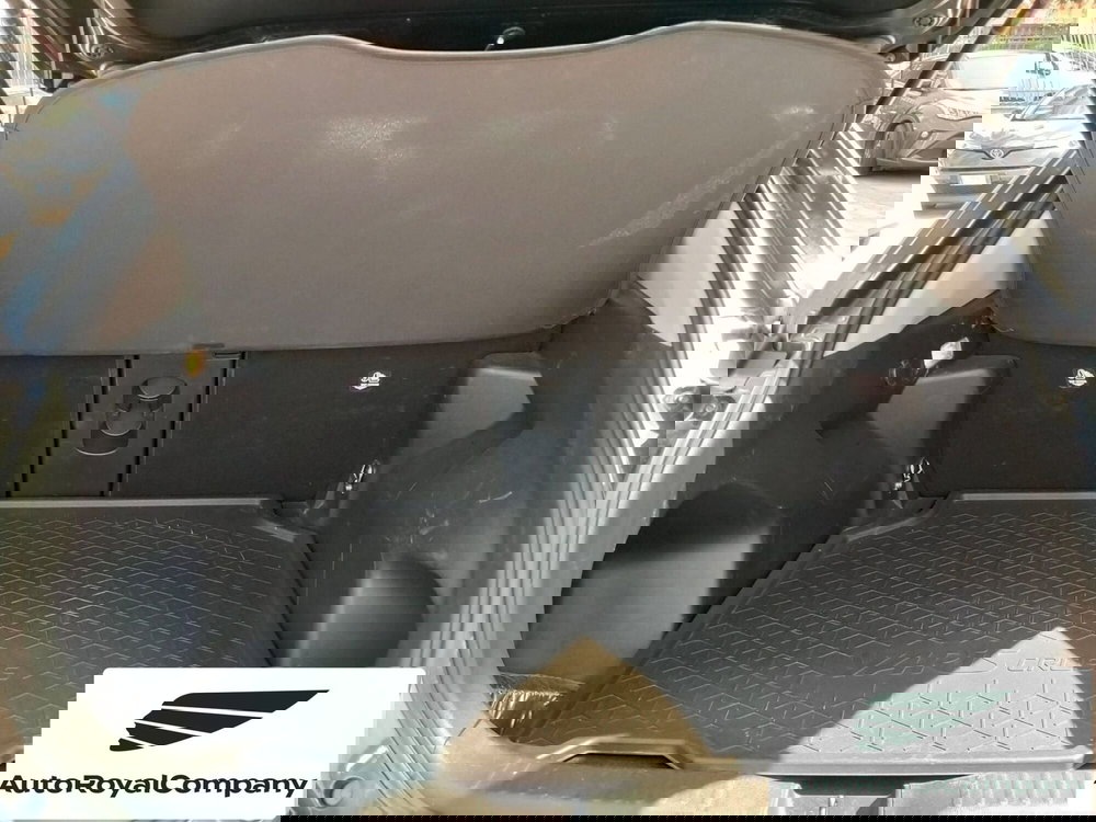 Toyota Yaris Cross usata a Roma (8)