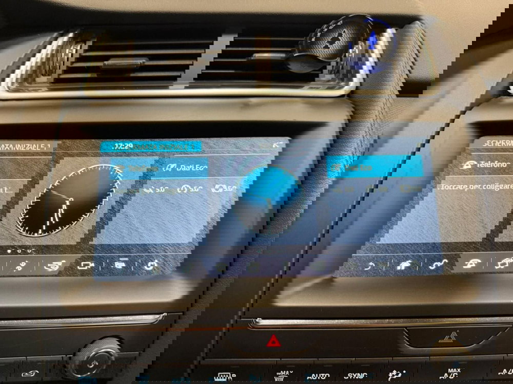 Jaguar E-Pace usata a Varese (16)