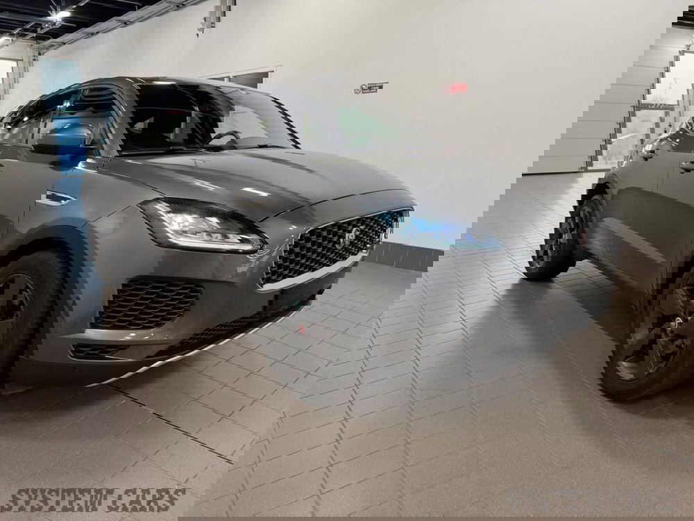Jaguar E-Pace usata a Varese (5)