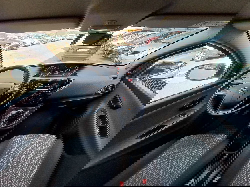 Lancia Ypsilon usata a Modena (8)