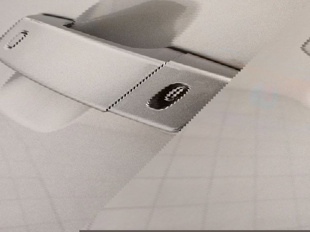 Land Rover Defender usata a Novara (14)