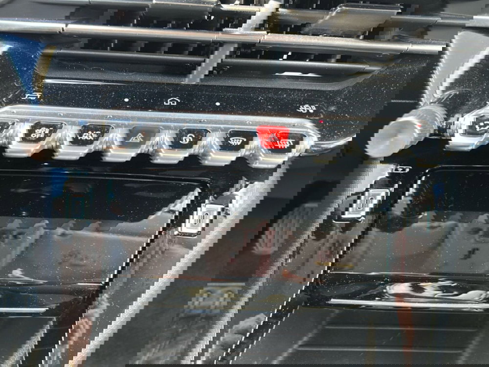 Peugeot 208 usata a Latina (18)