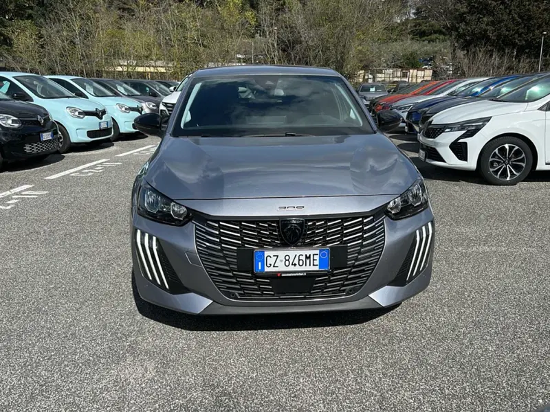 Peugeot 208 usata a Latina (6)