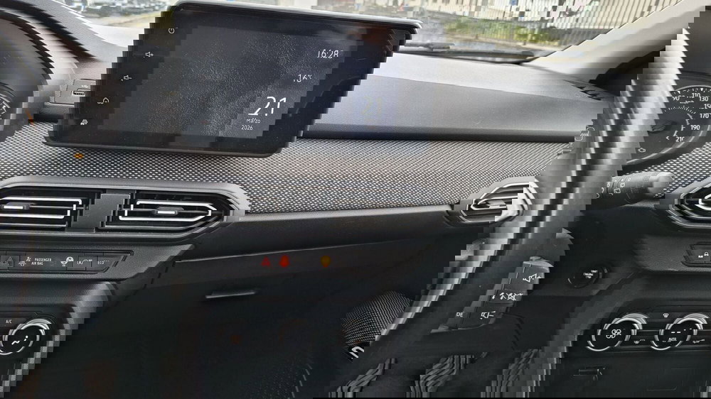 Dacia Jogger usata a Padova (11)