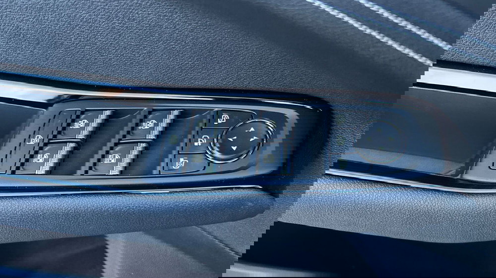 Renault Rafale nuova a Padova (13)