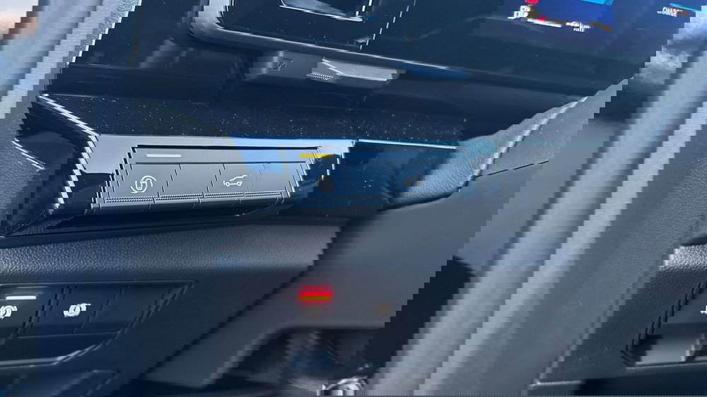 Renault Rafale nuova a Padova (14)