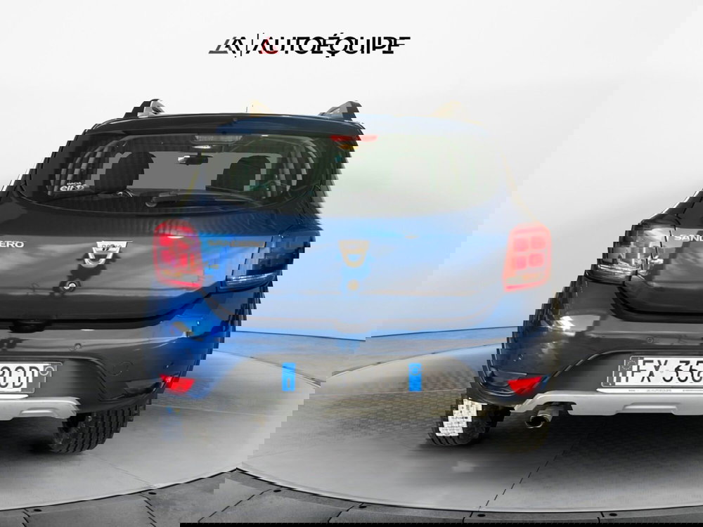 Dacia Sandero usata a Roma (4)