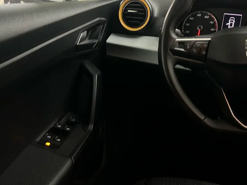 SEAT Arona usata a Roma (12)