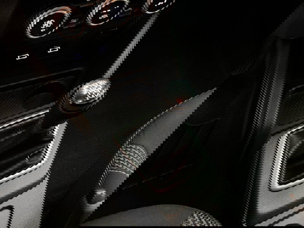 Dacia Duster usata a Roma (17)