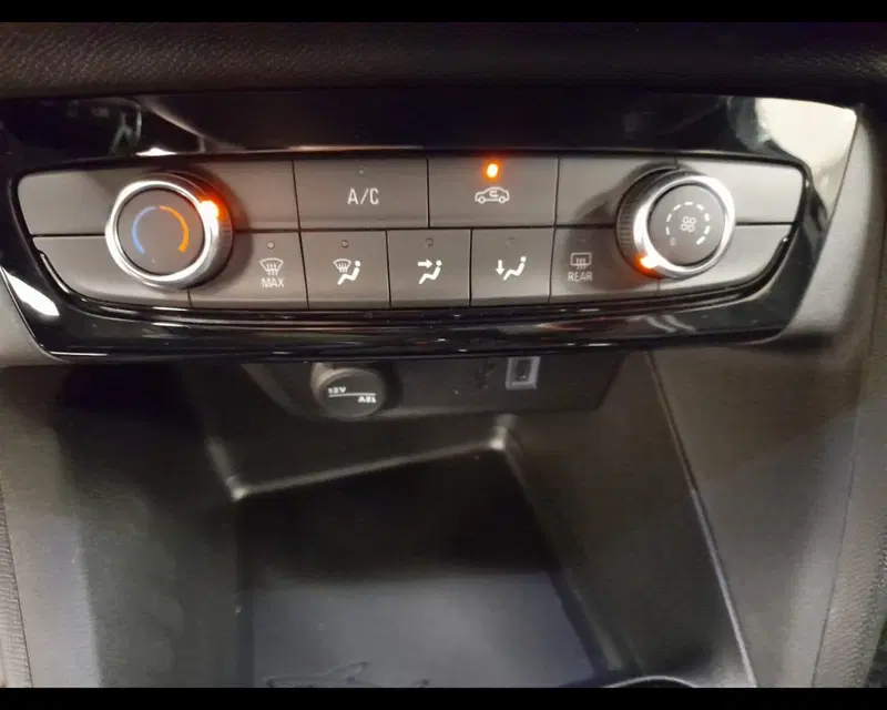 Opel Corsa nuova a Alessandria (17)